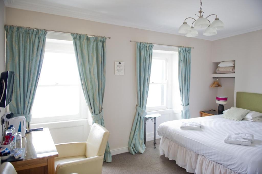 Belgrave House Hotel Абъристуит Екстериор снимка
